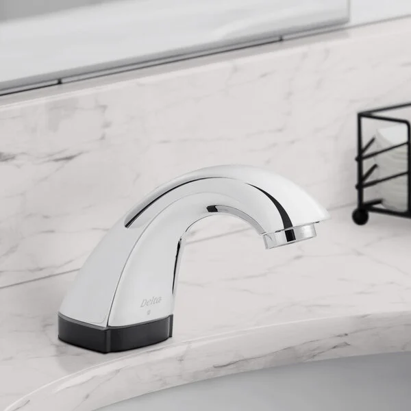 Delta 590-PALGHDF commercial Proximity sensor faucet